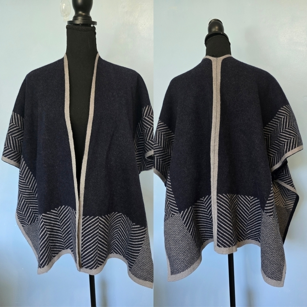 Adrienne Vittadini Wool Poncho Knit Size S